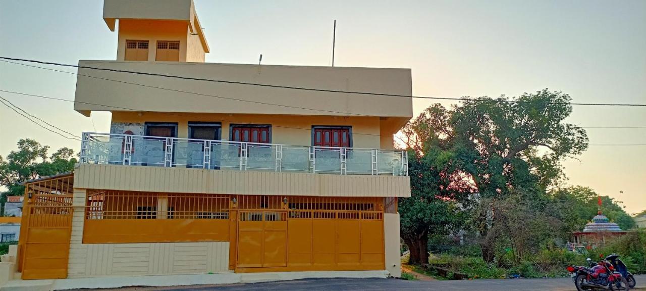 Chairosana Mansion 布巴内什瓦尔 外观 照片